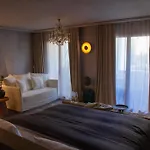 Unique Boutique Antibes Hotel *