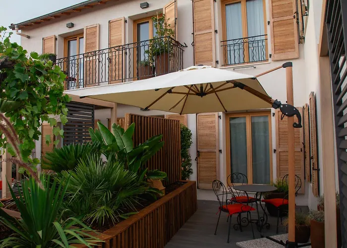 Unique Boutique Juan-les-pins 호텔