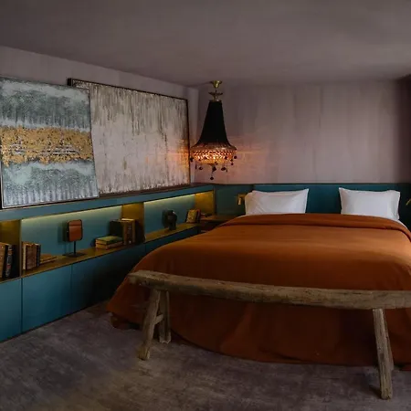 Hotel Unique Boutique Antibes