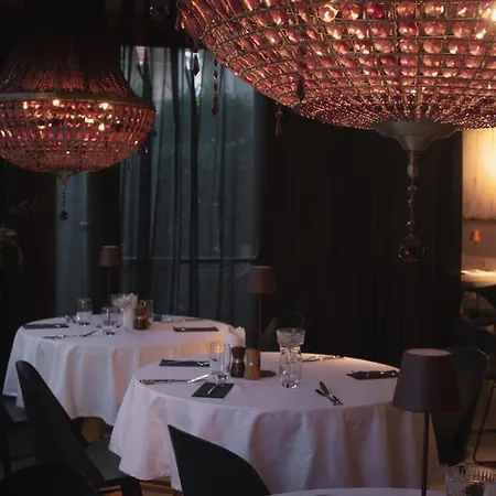 Unique Boutique Juan-les-pins Αντίμπ