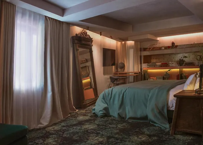 Unique Boutique Juan-les-pins *