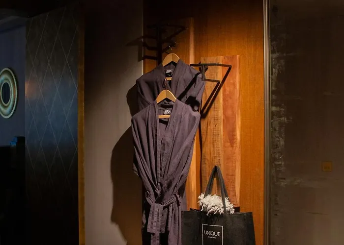 Unique Boutique Juan-les-pins Otel