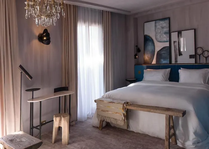 Unique Boutique Juan-les-pins Otel