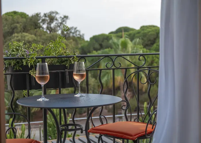 Otel Unique Boutique Juan-les-pins